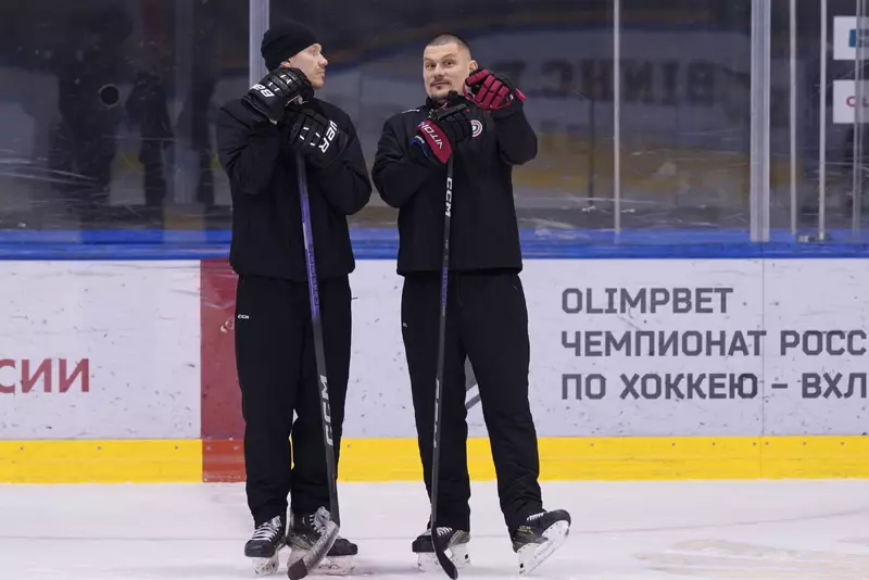 Глаза горят, ноги бегут... но пока не туда. Александр Осипов —  о первых днях просмотра в "Рубине"